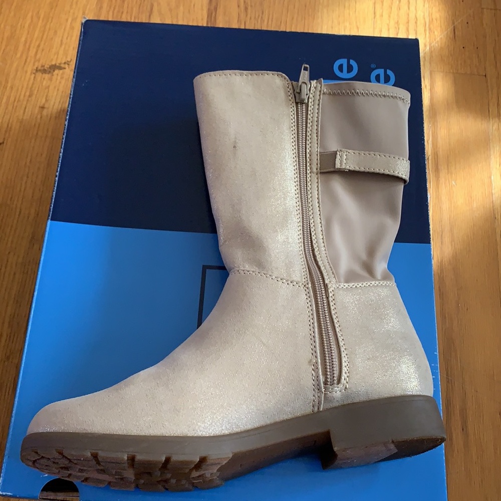 Stride Rite Willow Gold 3.5 W EUC youth boots excellent condition - Picture 3 of 7